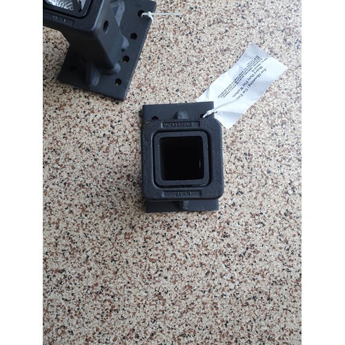 2" RECEIVER MOUNT 8 HOLE SUIT VEHICLE WITH PINTLE HOOK MOUNT 4.5 Tonne