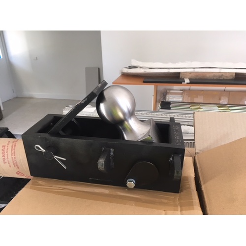 FOLD AWAY TOW BALL 3" GOOSENECK