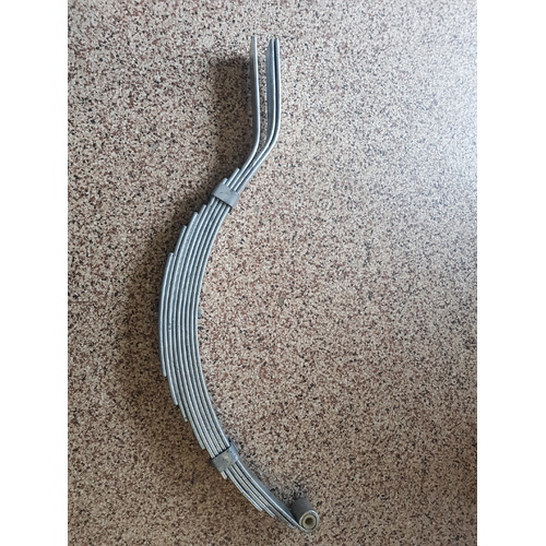 9L EYE & SLIPPER SPRING GALVANISED 6mm Leaf 45mm wide 760mm long 1,700kg Pair